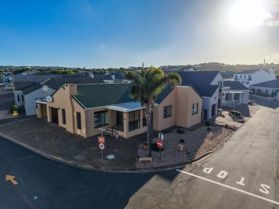 3 Bedroom Property for Sale in Stilbaai Wes Western Cape